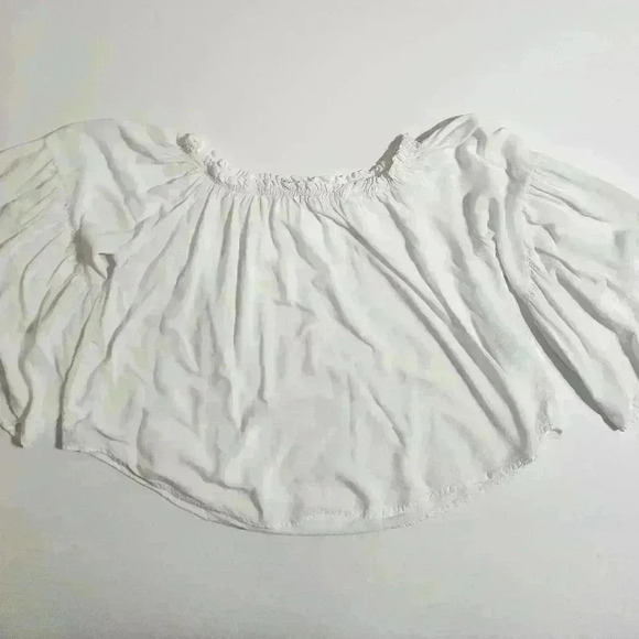 Forever 21 crop off the shoulder top - Picture 1 of 3